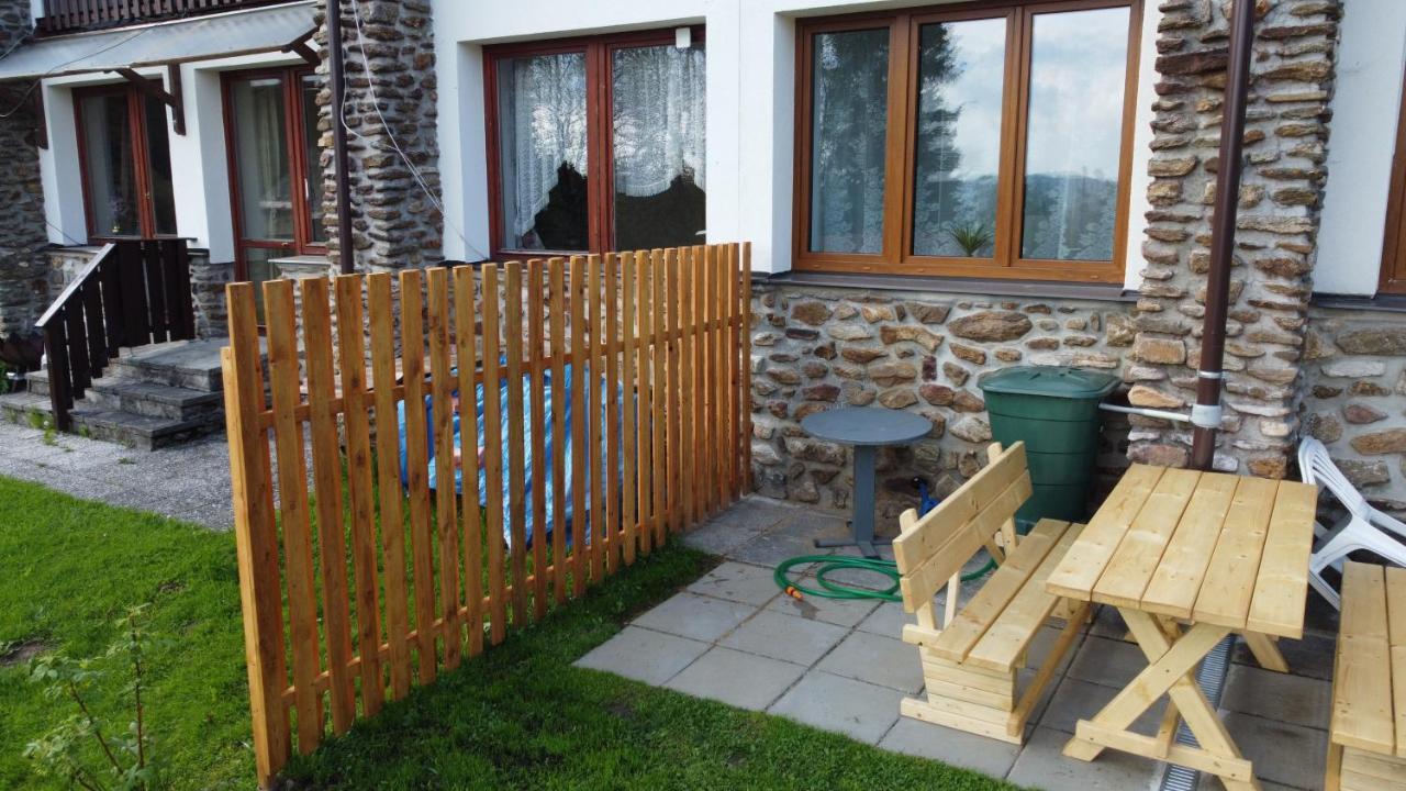 Apartmany Kubova Hut Exterior photo