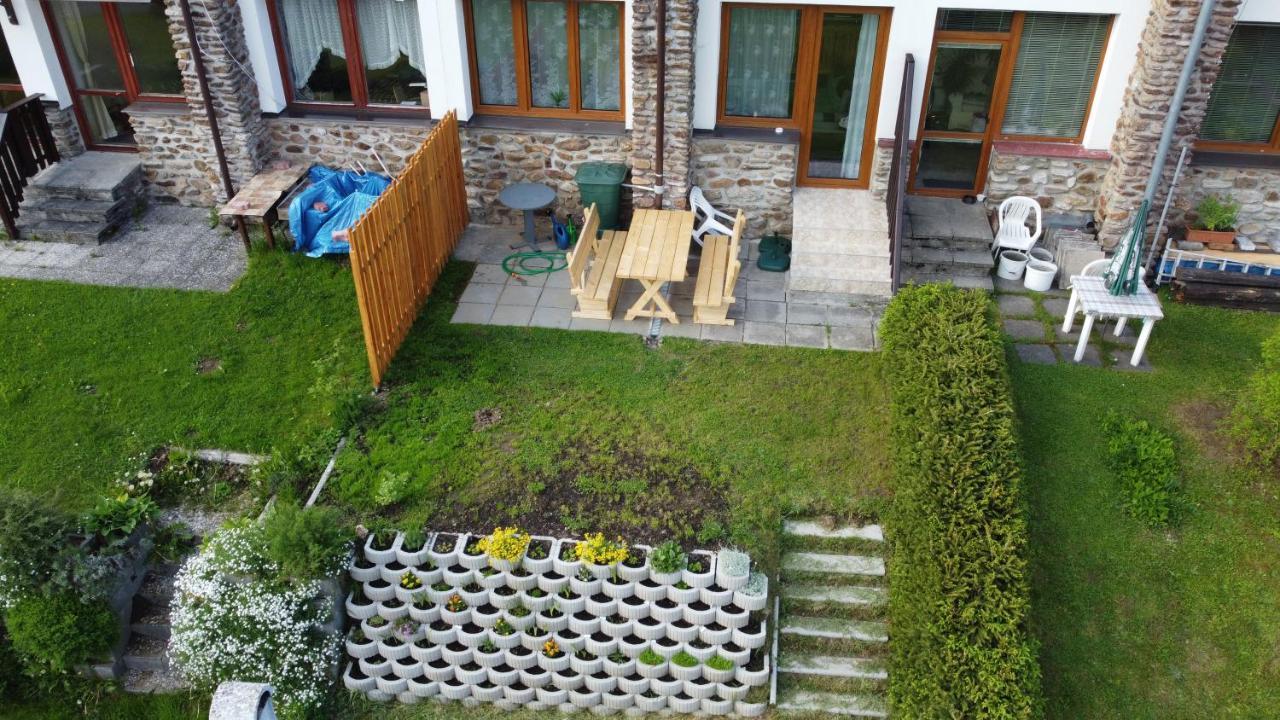 Apartmany Kubova Hut Exterior photo